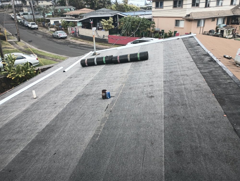 Slide of Pacific Isle Roofing