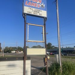 Logan Lanes
