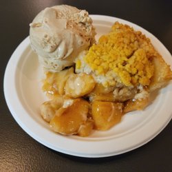 Apple Crumb Pie from Zarpentine Farms with Hey-Ey-Sundae!