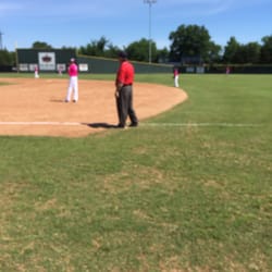 This ump finally got off his phone