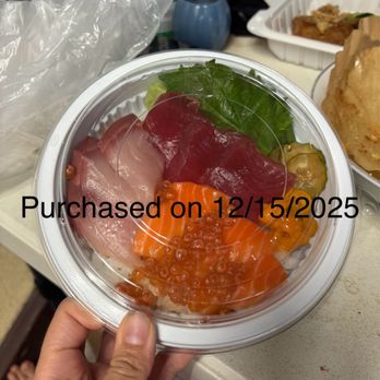 Kau Kau Grill - Omakase chirashi i received on 12/15/2025 - Barbeque Near Me - Honolulu, Hawaii Kau Kau Grill - Omakase chirashi i received on 12/15/2025 - Barbeque Near Me - Honolulu, Hawaii