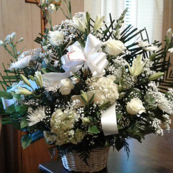 The Rose Garden - A funeral mass basket! Just perfect! - Florists Near Me - Brooklyn, New York The Rose Garden - A funeral mass basket! Just perfect! - Florists Near Me - Brooklyn, New York