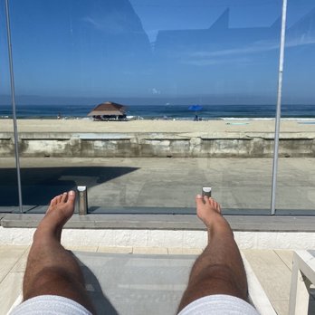The Wayfarer San Diego - View of the ocean from the pool deck. - San Diego, CA
