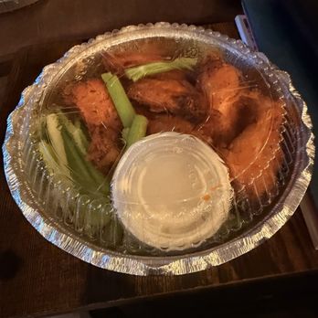 Silver Lake Pizza - Wings - Pizza Near Me - West Harrison, New York Silver Lake Pizza - Wings - Pizza Near Me - West Harrison, New York