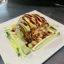 Neko Asian Fusion - Spicy crab salad