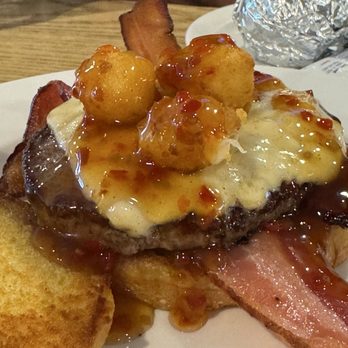 Hatfield Roadhouse - Cheese curds and sweet chili sauce on this bacon cheeseburger. Yum. - Burgers Near Me - Hatfield, Minnesota Hatfield Roadhouse - Cheese curds and sweet chili sauce on this bacon cheeseburger. Yum. - Burgers Near Me - Hatfield, Minnesota