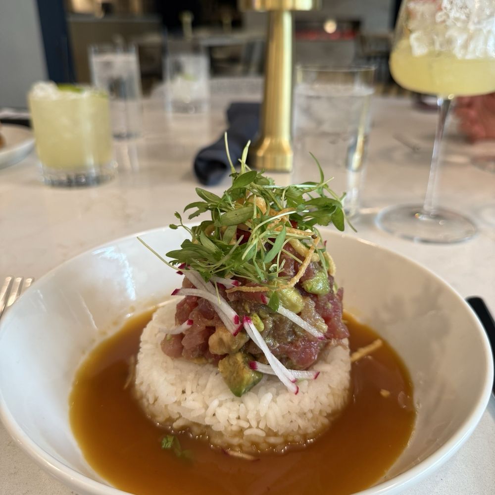 TUNA HAMACHI POKE BOWL TUNA HAMACHI POKE BOWL
