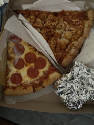 Grand Avenue Pizza by null