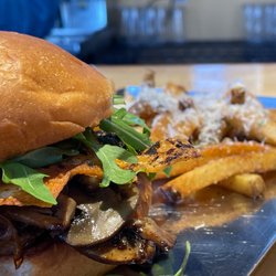 Albion Malleable Brewing Company - Boomer burger and truffle fries