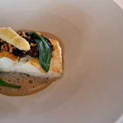 Restaurant Fred - Tarbot, morille, asperges / Turbot, morille (mushroom), white asparagus. 2023 05 01. M2.