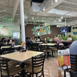 The Toasted Yolk Cafe - Dining room