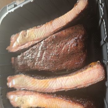 Dave's BBQ - Barbeque Near Me - Virginia Beach, Virginia
