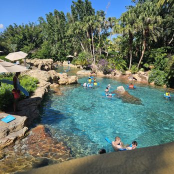 Discovery Cove - Amusement Parks Near Me - Orlando, Florida