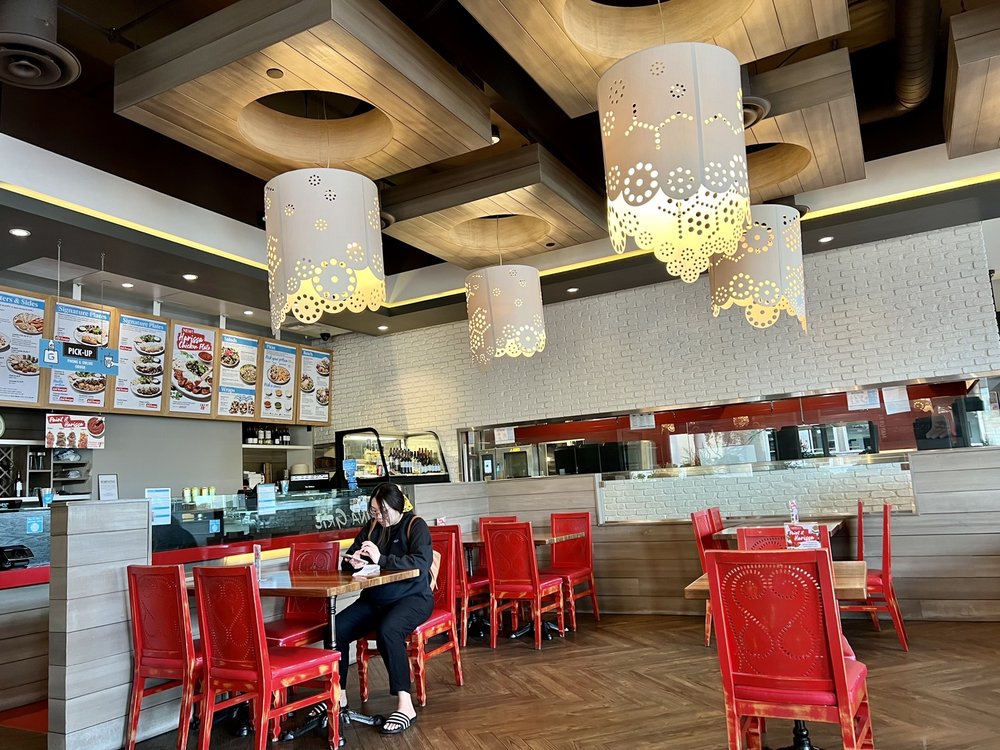 Luna Grill Scripps Ranch, San Diego Roadtrippers