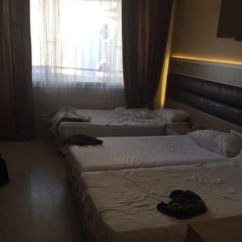Dora Beach Otel - Worst hotel.dirty room they don't clean my room one week.buffet is treble every day same food.no wifi but they say yes. - Hotels Near Me - Muğla, 48