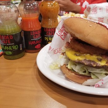 Loaded Cafe Restaurants Lawndale - Burgers Near Me - Lawndale, California