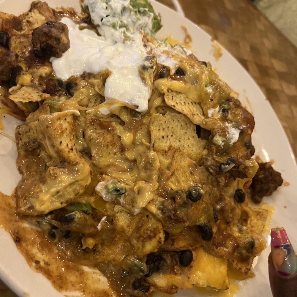 Margaritaville Restaurant - Volcano nachos - New American Near Me - Biloxi, Mississippi