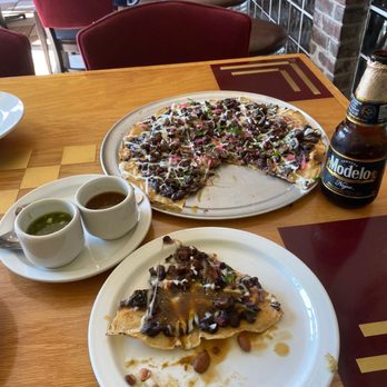 Chile Toreado - Tlayuda Con Carne - Mexican Near Me - Chicago, Illinois