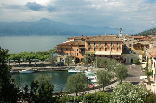 Albergo Gardesana - Residenza d'epoca by null