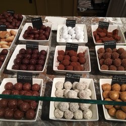 Frederic Blondeel - Wonderful handmade chocolates that taste better than you can imagine.