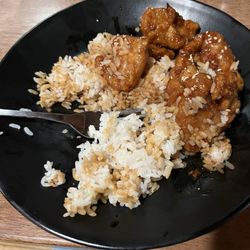 Mei Li Cuisine - Sesame chicken