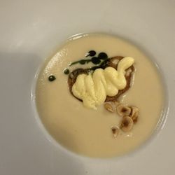 Brown's Bar - Cauliflower and truffle soup