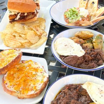 Oak Farm Vineyards - Garden sage biscuit, katsu sandwich, salmon tartare, short rib hash - Wineries Near Me - Lodi, California Oak Farm Vineyards - Garden sage biscuit, katsu sandwich, salmon tartare, short rib hash - Wineries Near Me - Lodi, California