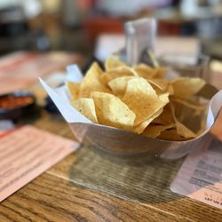 Mexico Lindo - Fresh chips and salsa- great