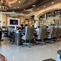 Manicure area and bar
