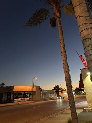 Silverlake Ramen by null