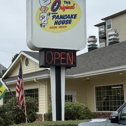 Just a photo of the outside it's in Eugene, Oregon. I highly recommend it if for breakfast.