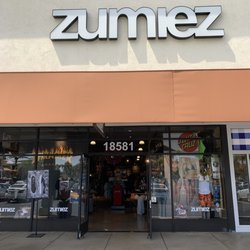 Zumiez - Store front 2019
