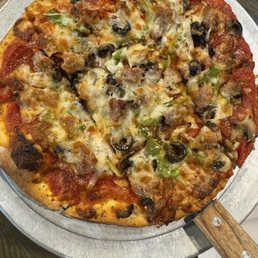 Thin Crust Pizza Thin Crust Pizza