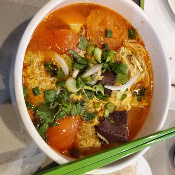 Huong Binh - bun rieu - Vietnamese Near Me - Seattle, Washington