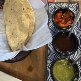 Starter with dipping sauces noooomnom Starter with dipping sauces noooomnom