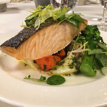 Whistle Bear Golf Club - Pan-seared salmon with mashed potatoes & vegetables - Amateur Sports Teams Near Me - Cambridge, Ontario Whistle Bear Golf Club - Pan-seared salmon with mashed potatoes & vegetables - Amateur Sports Teams Near Me - Cambridge, Ontario