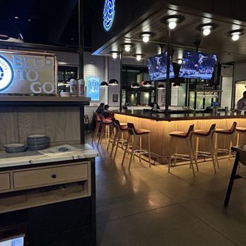 Tangled Roots Craft Beer & Kitchen - Inside - Brewpubs Near Me - Vernon Hills, Illinois Tangled Roots Craft Beer & Kitchen - Inside - Brewpubs Near Me - Vernon Hills, Illinois
