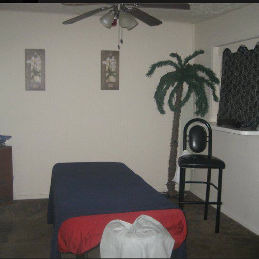 Head II Toe Mobile Massage - Massage table that can come to you!! - Massage Therapy Near Me