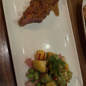 Nick's Manhattan Beach - Pan Seared ahi tuna salad - American Near Me - Manhattan Beach, California Nick's Manhattan Beach - Pan Seared ahi tuna salad - American Near Me - Manhattan Beach, California