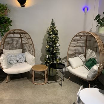Bloomsgiving - Seating area - Florists Near Me - Redwood City, California