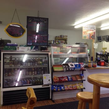 Fort Vannoy Market - the inside of the store - Delis Near Me - Grants Pass, Oregon Fort Vannoy Market - the inside of the store - Delis Near Me - Grants Pass, Oregon