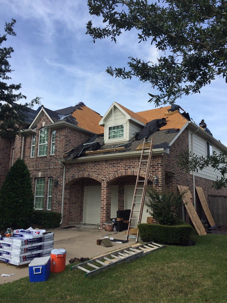 Slide of Discover Roofing