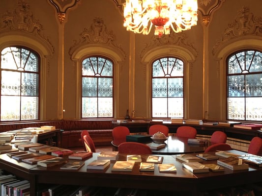 Ahmet Hamdi Tanpınar Edebiyat Müze Kütüphanesi by null