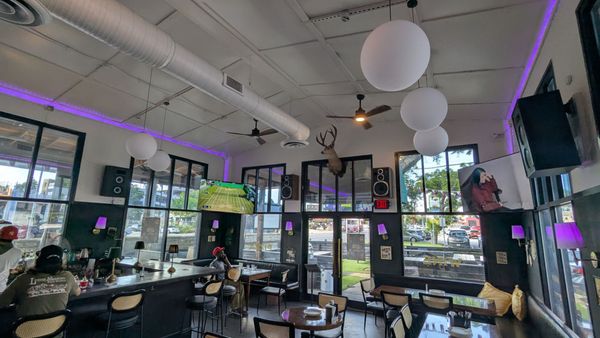 Oribello's Bar and Kitchen by null