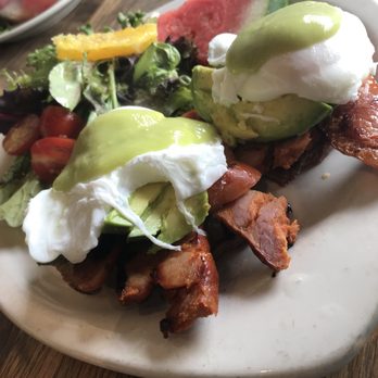 Black Pear - Cafes Near Me - Barrington, Rhode Island