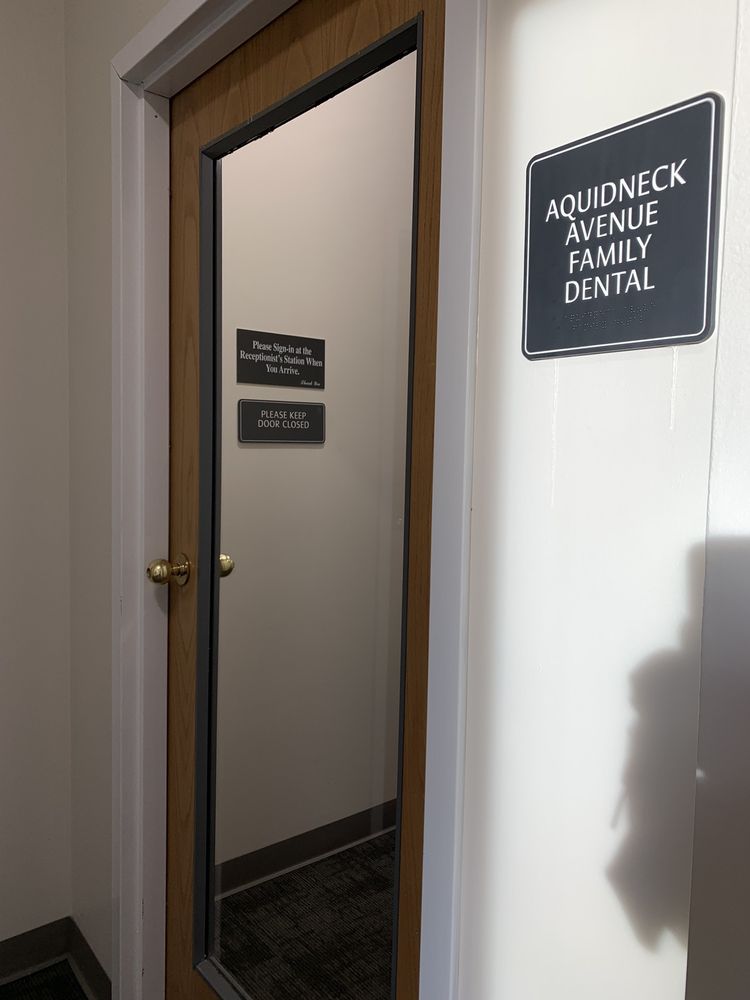 AQUIDNECK AVE. FAMILY DENTAL Updated October 2024 11 Reviews 747