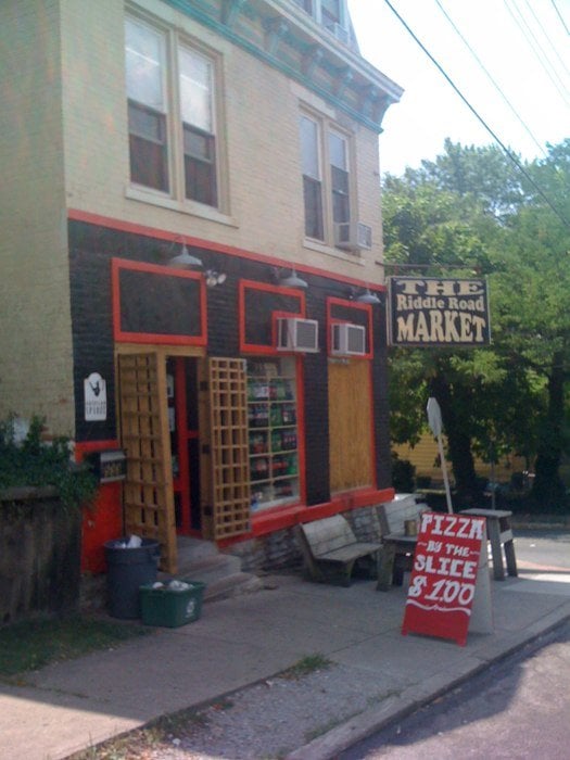 RIDDLE ROAD MARKET Updated October 2024 533 Riddle Rd, Cincinnati