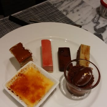 JW咖啡室 - Buffets Near Me - Hong Kong, HK JW咖啡室 - Buffets Near Me - Hong Kong, HK