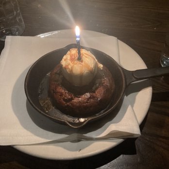 Maya Del Sol - Birthday cookie - Latin American Near Me - Oak Park, Illinois