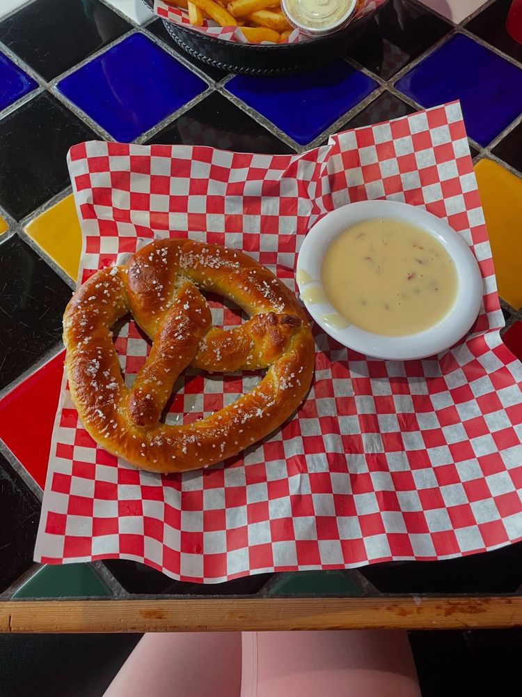 Social spots from Grub's Bar & Grille